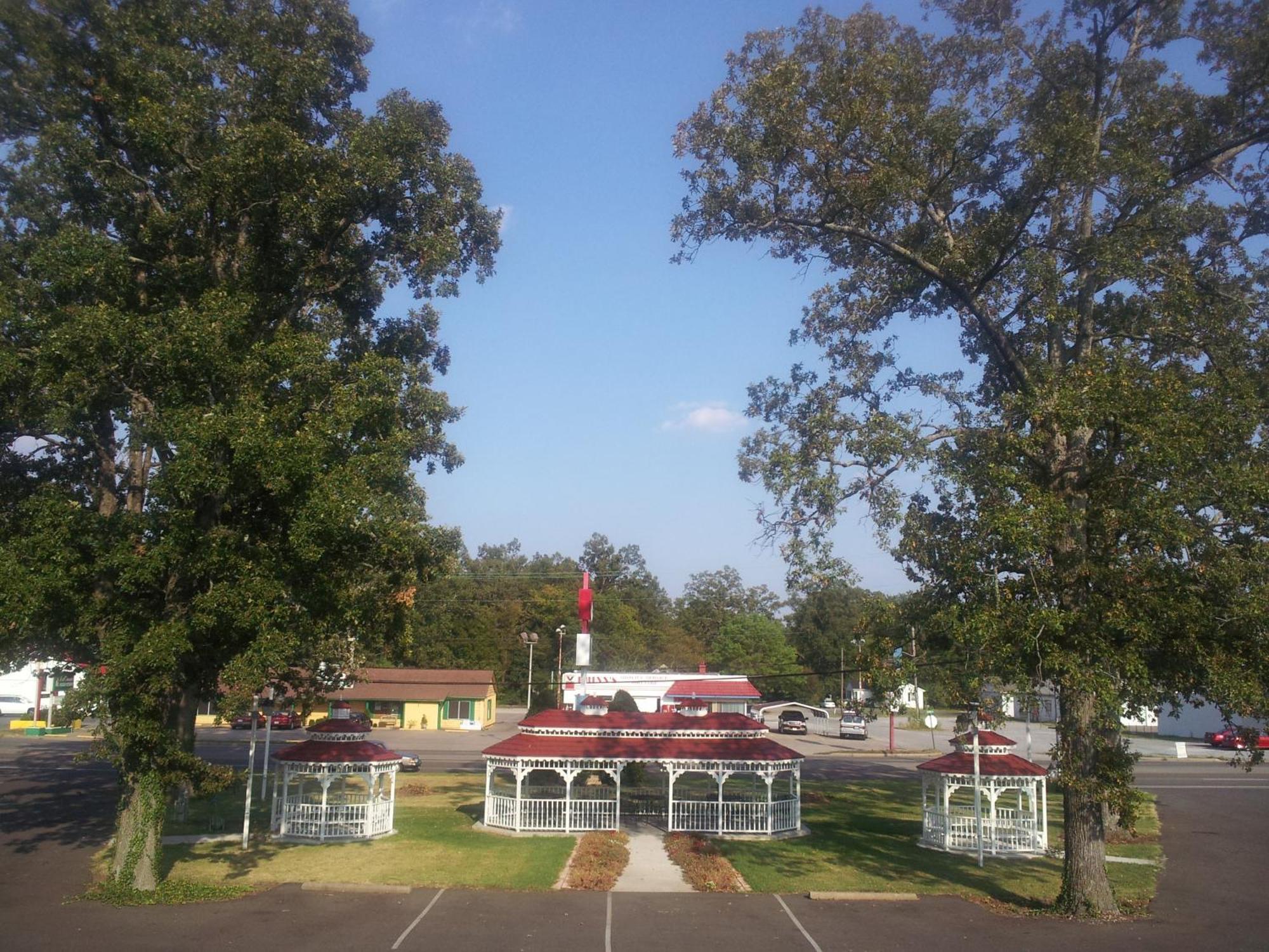 Murray Inn And Art Gallery Bagian luar foto